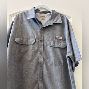 RealTree short sleeve fishing shirt. Button down. Vented back. EUC